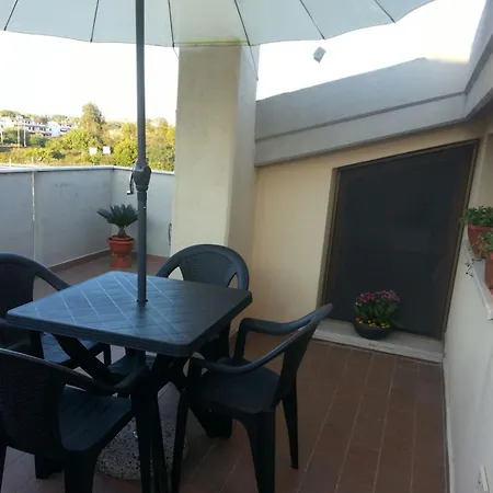 La Mansarda Dell'artigiano Apartmán *
